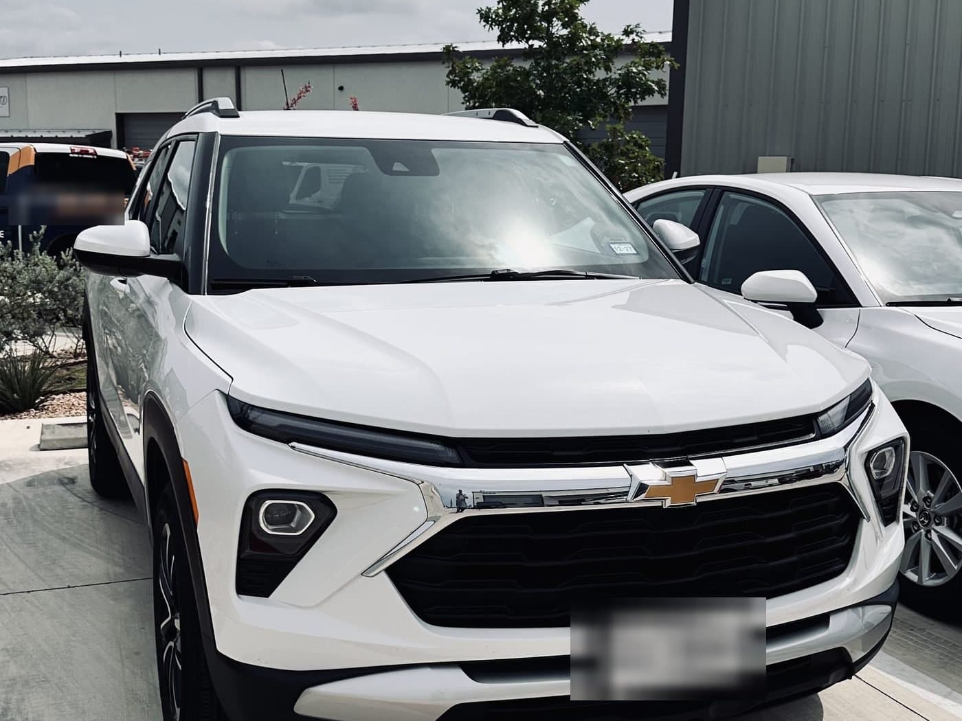 A white SUV from the Echo rental fleet